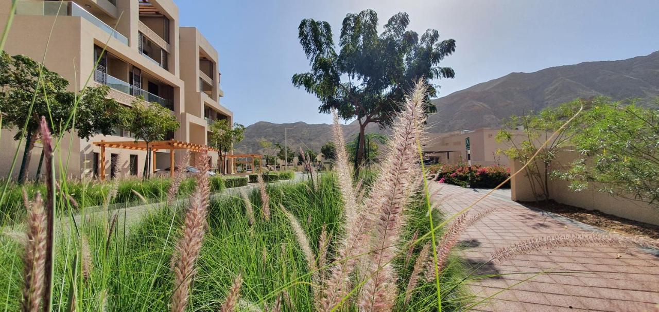One 2Bhk Elegant Apartment In Muscat Bay 03 Exterior photo