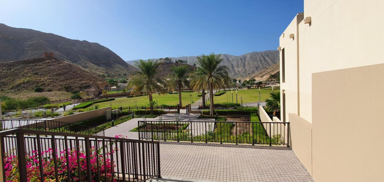 One 2Bhk Elegant Apartment In Muscat Bay 03 Exterior photo