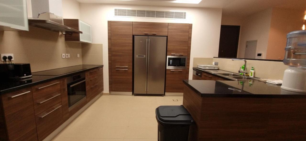 One 2Bhk Elegant Apartment In Muscat Bay 03 Exterior photo